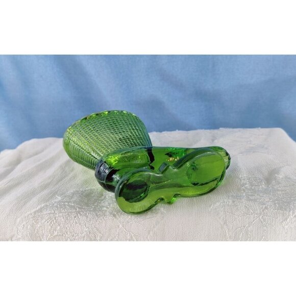 LE Smith Ice Skate Boots Pair Green Pressed Glass Vase Toothpick Holder 3.5" MCM - Picture 6 of 12